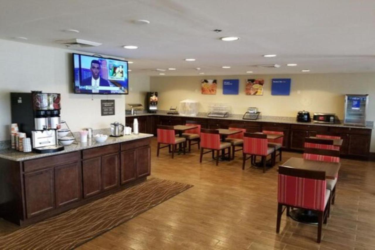 Comfort Inn Cleveland Airport Middleburg Heights Exteriér fotografie