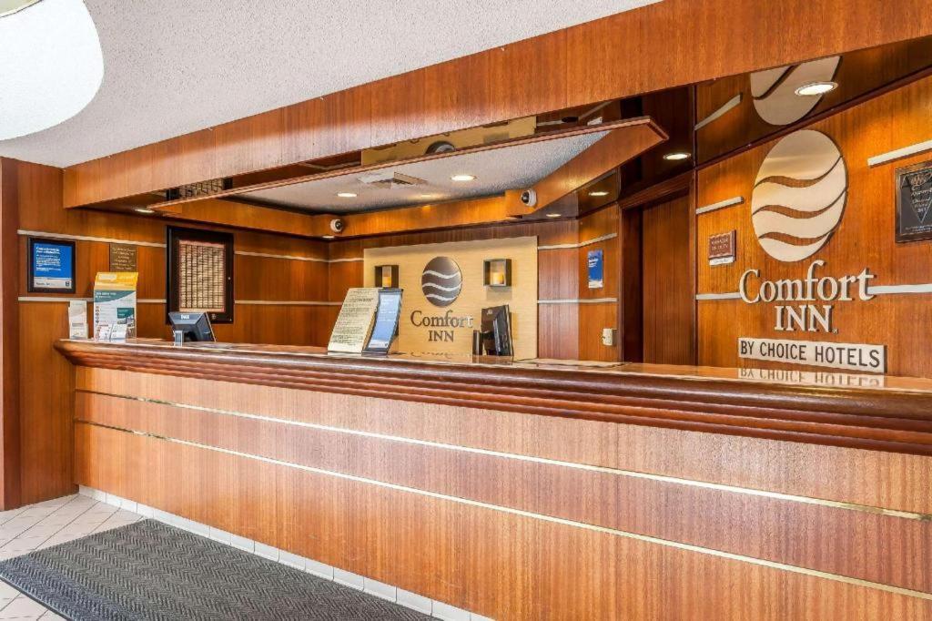 Comfort Inn Cleveland Airport Middleburg Heights Exteriér fotografie